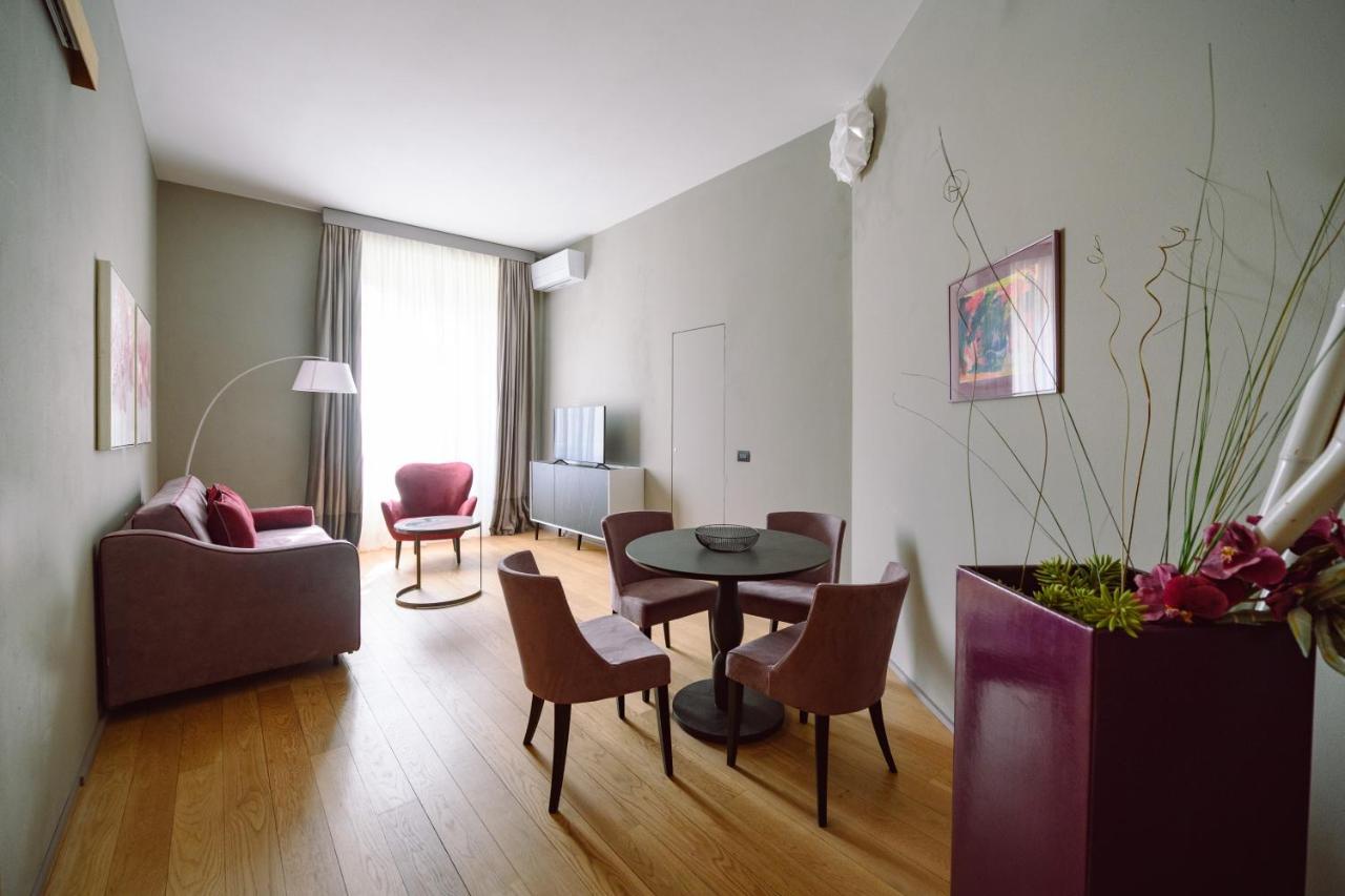 Palazzo Froussard B&B And Living Lucca Exterior foto